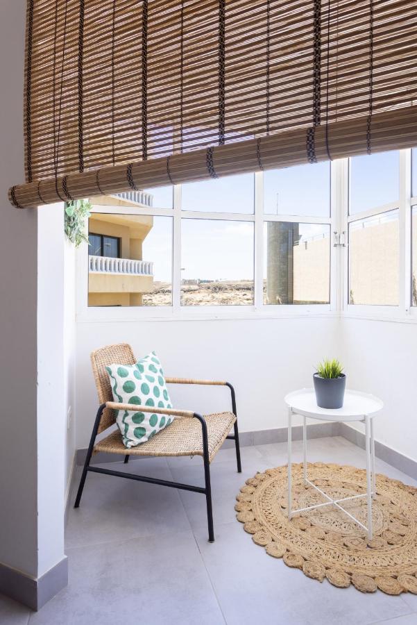 Home2Book Cozy Apartment El Medano, Wifi Екстериор снимка